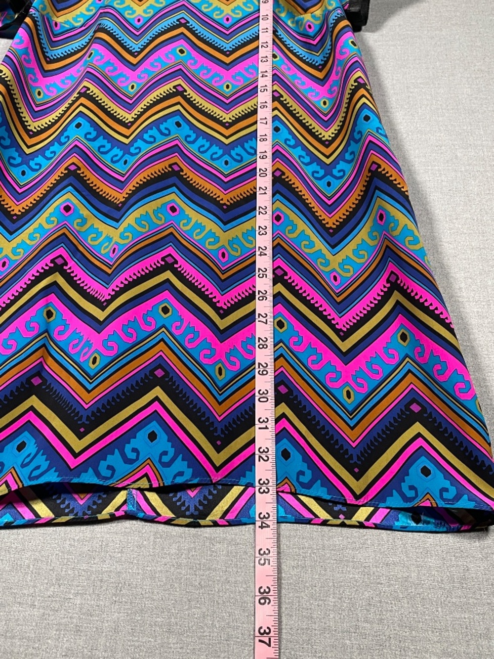Alice & Trixie Silk Chevron Dress S Neon Pink Blue Zig Zag Leather Trim Mini - Picture 7 of 9